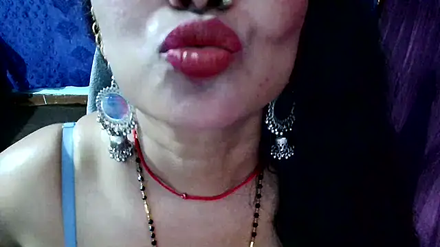 QUEEN SAKHI- online show from 06-06-26, 07:24