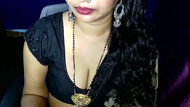 QUEEN SAKHI- online show from 06-27-26, 12:44