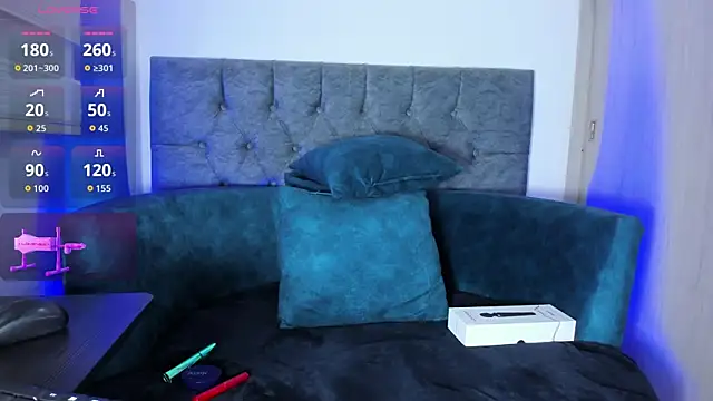 SafiroBlake online show from 09-26-25, 03:43