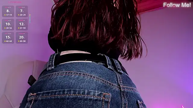 Snapshot of Ellie_lowell chatting on 03-23-26, 03:10 Ellie lowell online show from 03-23-26, 03:10