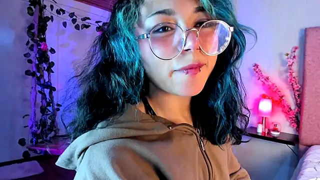 TerumiKitty online show from 11-29-25, 09:29