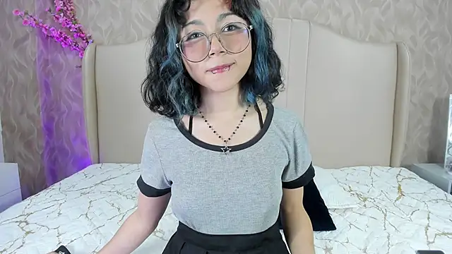 Snapshot of TerumiKitty chatting on 02-21-26, 08:43 TerumiKitty online show from 02-21-26, 08:43