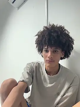 Max Rain online show from 09-24-25, 01:42