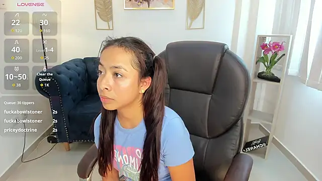July Adams online show from 05-10-26, 03:28