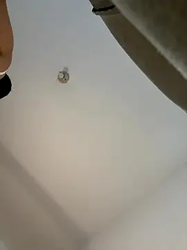 Chloe Leaozinho online show from 11-10-25, 09:25