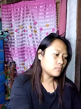 pretty me092121 online show from 10-15-25, 06:08