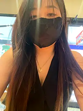 xiao-mo520 online show from 10-04-25, 10:35