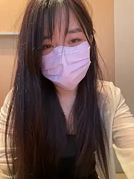 Snapshot of xiao-mo520 chatting on 07-06-26, 11:07 xiao-mo520 online show from 07-06-26, 11:07