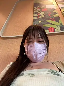 Snapshot of xiao-mo520 chatting on 07-24-26, 10:57 xiao-mo520 online show from 07-24-26, 10:57