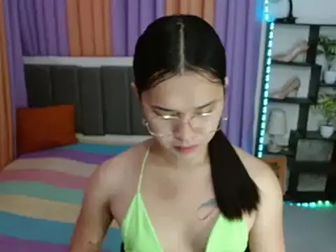 SeductiveAppleTS online show from 11-20-25, 05:45