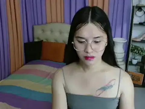 SeductiveAppleTS online show from 12-03-25, 05:15