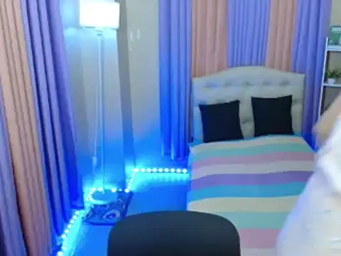 Snapshot of SeductiveAppleTS chatting on 03-10-26, 07:19 SeductiveAppleTS online show from 03-10-26, 07:19