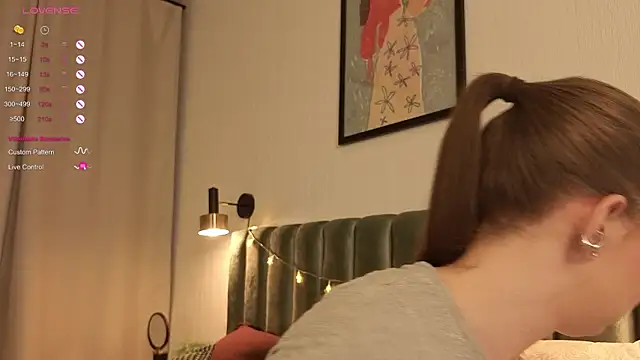 Snapshot of FlexiPixie chatting on 02-15-26, 02:47 FlexiPixie online show from 02-15-26, 02:47