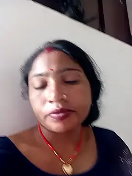 Snapshot of Payal-0143 chatting on 09-15-25, 11:21 Payal-0143 online show from 09-15-25, 11:21