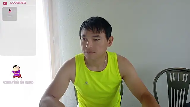 Snapshot of AsianBoy_WhiteDaddy chatting on 06-10-26, 05:28 AsianBoy WhiteDaddy online show from 06-10-26, 05:28