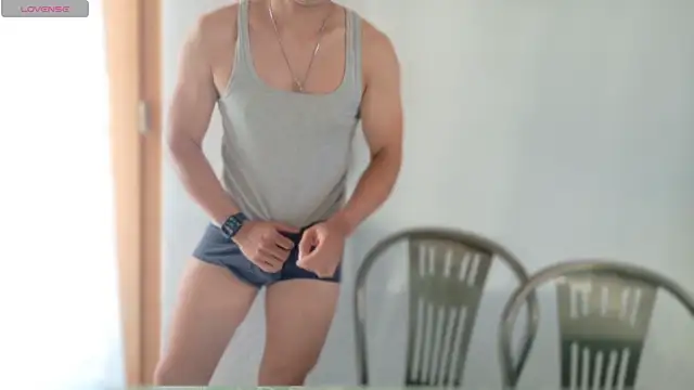 Snapshot of AsianBoy_WhiteDaddy chatting on 06-18-26, 04:46 AsianBoy WhiteDaddy online show from 06-18-26, 04:46