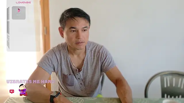 Snapshot of AsianBoy_WhiteDaddy chatting on 07-12-26, 05:53 AsianBoy WhiteDaddy online show from 07-12-26, 05:53
