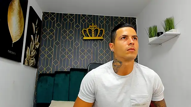 andres-clark92 online show from 05-09-26, 11:21