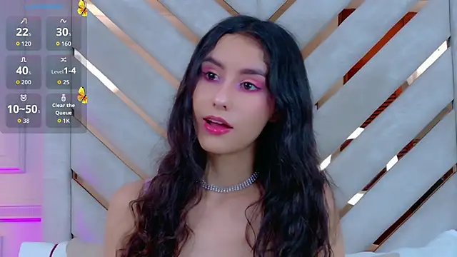 Sarah-Grace online show from 11-18-25, 02:06