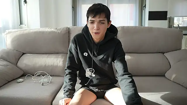 MattyandAiden online show from 05-09-26, 05:29