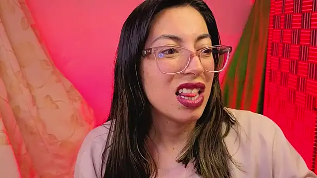 Miranda sexlove  online show from 12-20-25, 07:37