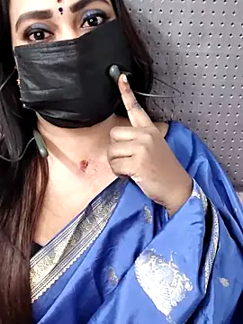 Cutie nila26 online show from 11-17-25, 05:35