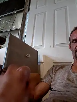 Snapshot of Hungwell1515 chatting on 09-12-25, 01:22 Hungwell1515 online show from 09-12-25, 01:22