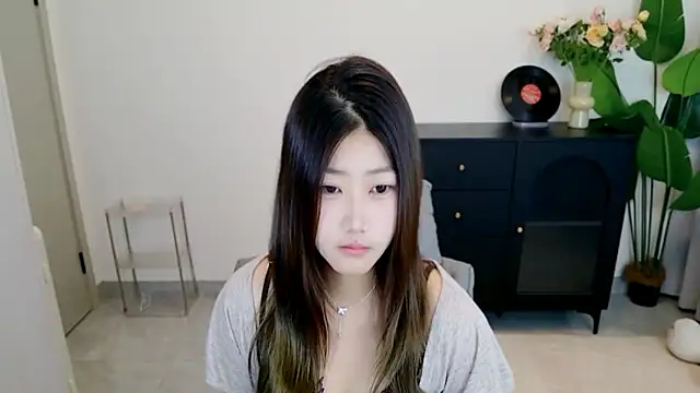 xiaouli online show from 09-09-25, 01:27