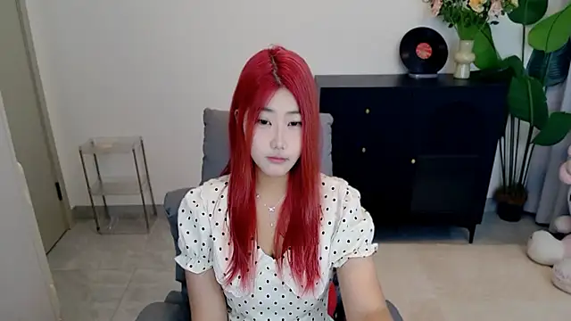 xiaouli online show from 09-17-25, 07:43