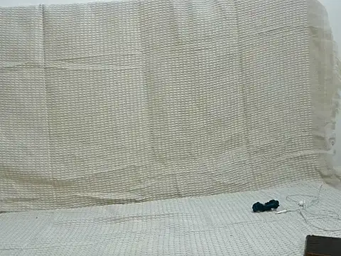 Snapshot of Zuuumon chatting on 10-30-25, 02:07 Zuuumon online show from 10-30-25, 02:07