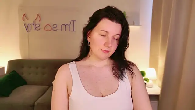 Snapshot of love_me__tonight_ chatting on 10-20-25, 10:27 love me tonight online show from 10-20-25, 10:27