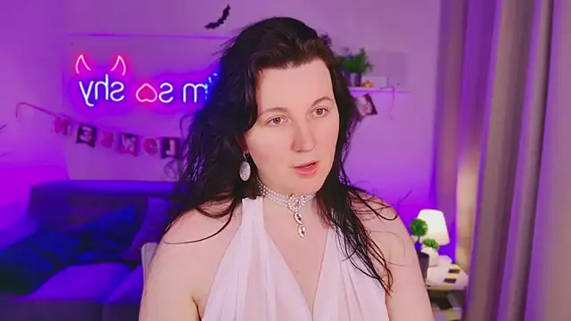 Snapshot of love_me__tonight_ chatting on 10-28-25, 10:23 love me tonight online show from 10-28-25, 10:23