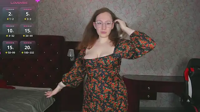 Snapshot of ellie_coy_ chatting on 03-10-26, 05:18 ellie coy online show from 03-10-26, 05:18