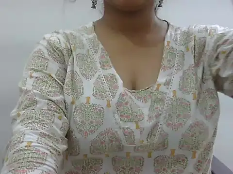 LIYO  online show from 05-25-26, 07:36