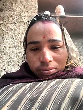 Hot raaani online show from 01-11-26, 02:27