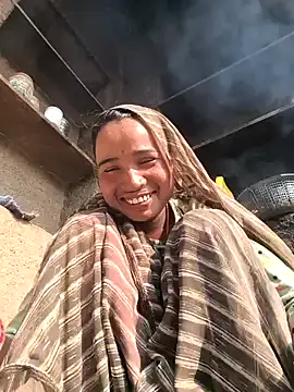 Hot raaani online show from 01-14-26, 04:40