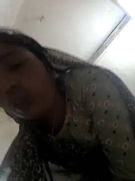 Snapshot of Hot_raaani chatting on 02-11-26, 11:37 Hot raaani online show from 02-11-26, 11:37