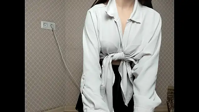 Snapshot of _Venesa_ chatting on 09-30-25, 07:52 Venesa online show from 09-30-25, 07:52