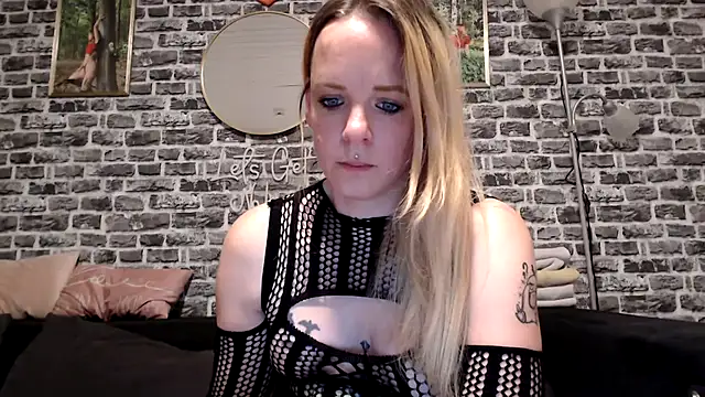 SexyMilf 37 online show from 05-12-26, 08:39