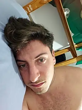 Temptingboss online show from 01-12-26, 12:16