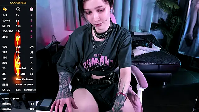 MiraVelle online show from 10-19-25, 09:37