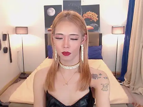 PreciousAmore online show from 10-14-25, 11:00