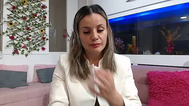 tammyandradee online show from 09-09-25, 02:11