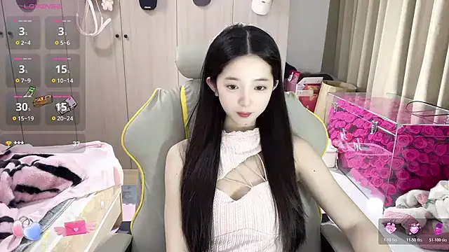 Snapshot of OiOi-666 chatting on 02-11-26, 12:37 OiOi-666 online show from 02-11-26, 12:37