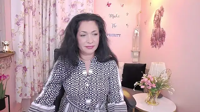 MyLovOne online show from 06-19-26, 11:36