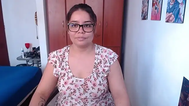 saenz eymi online show from 11-30-25, 05:06