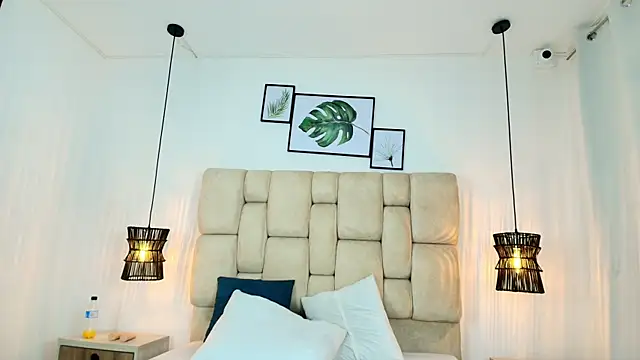 Cinthiabaker online show from 05-07-26, 01:27