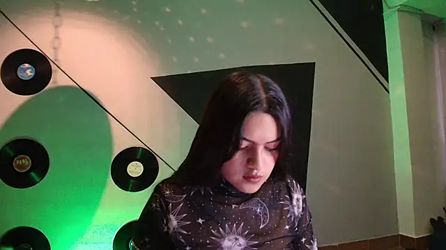 Lilith and Khloe online show from 11-15-25, 11:18