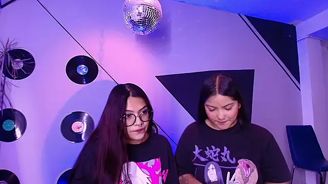 Lilith and Khloe online show from 03-13-26, 11:17