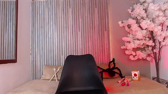  Xamarha  online show from 10-15-25, 12:22